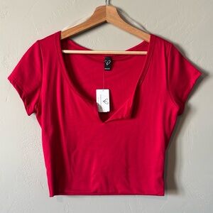 Windsor Notched Front Cropped Tee